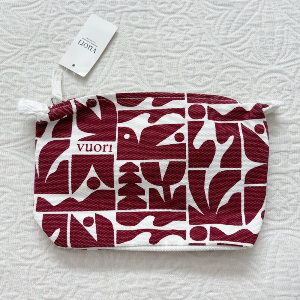 Vuori Limited Edition Holiday 2025 Canvas Zip Pouch, Strawberry